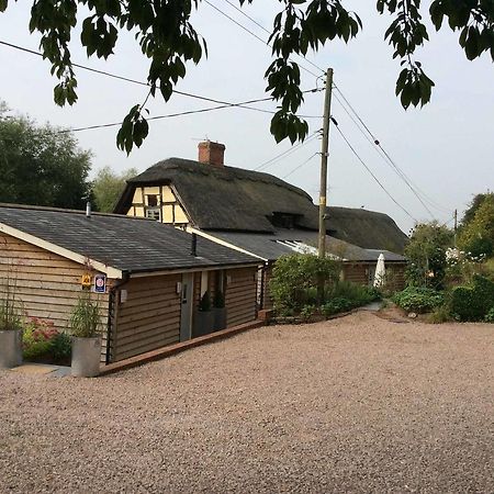 The Steppes Holiday Cottages Hereford Bagian luar foto