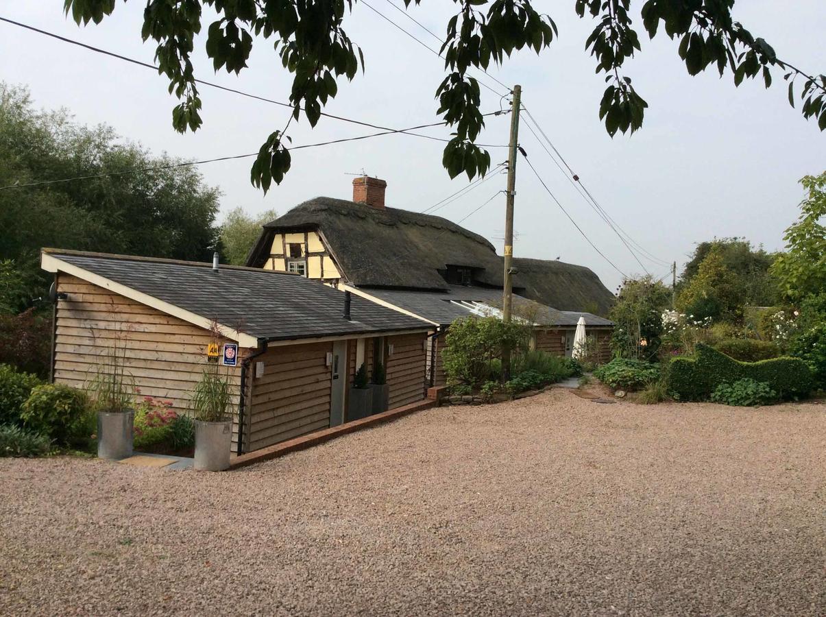 The Steppes Holiday Cottages Hereford Bagian luar foto